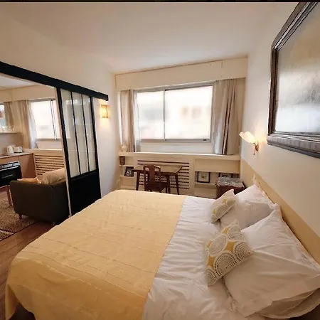 Chic & Cosy 2br - A Deux Pas Tour Eiffel 2br Apartment