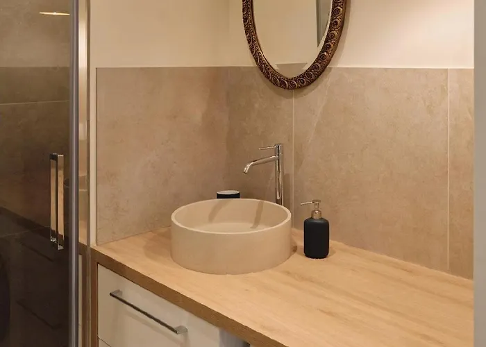 Apartament Chic & Cosy 2br - A Deux Pas Tour Eiffel 2br